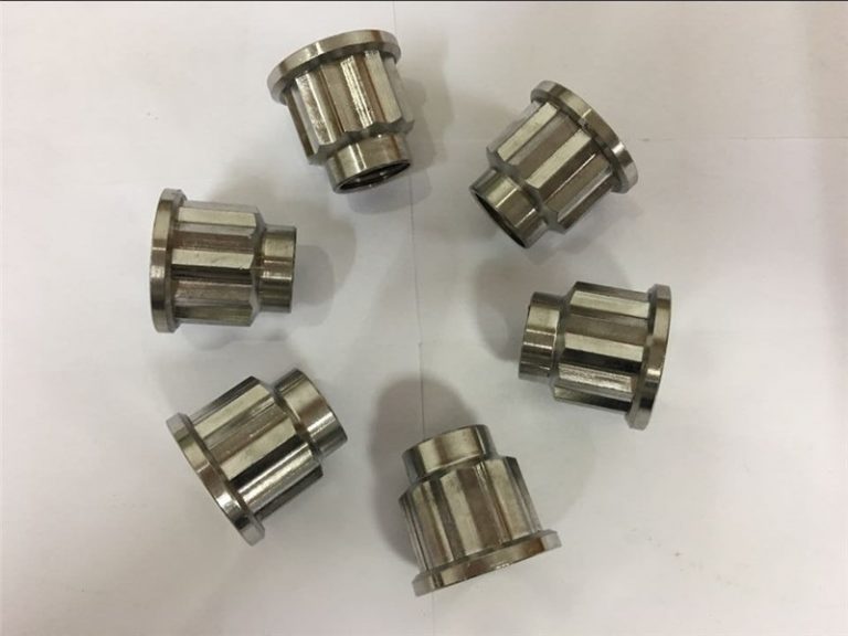 12 புள்ளி நட்டு